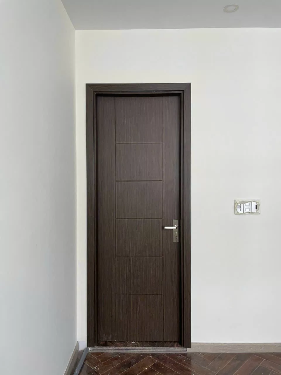 Cua nhua ABS Han quoc 33