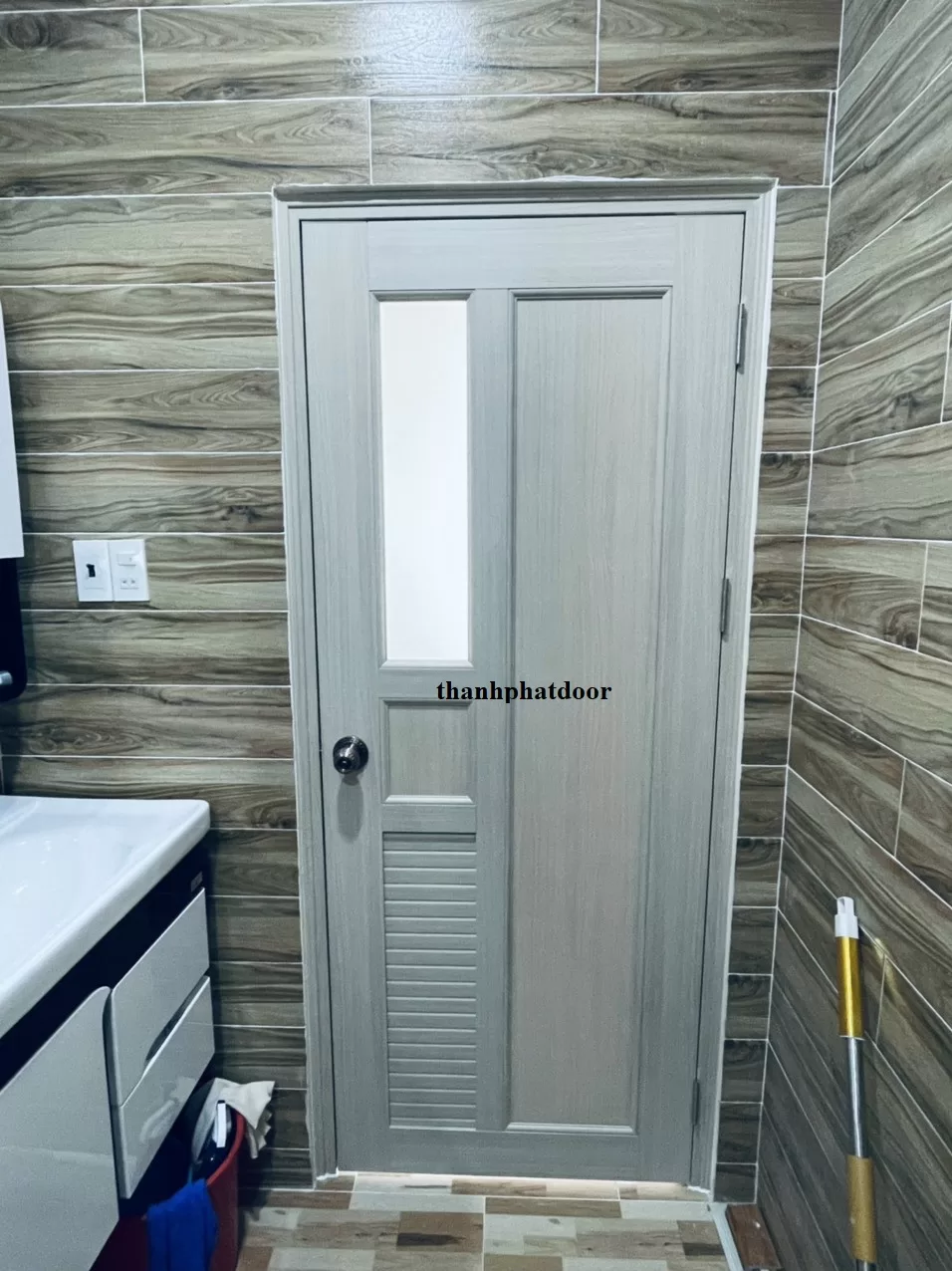 Cửa nhựa y@door